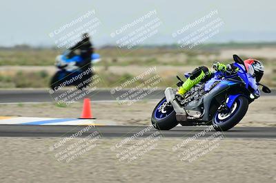 media/Apr-18-2025-TrackDaz (Fri) [[45f5874c44]]/C Group/Session 1 (Turn 7)/